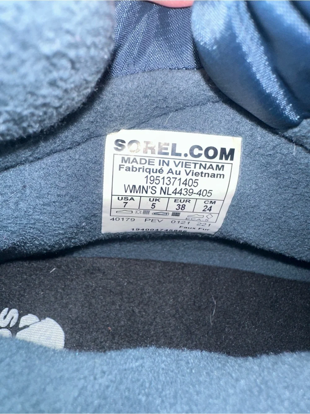 Sorel Navy and White Zip-Front Winter Boots